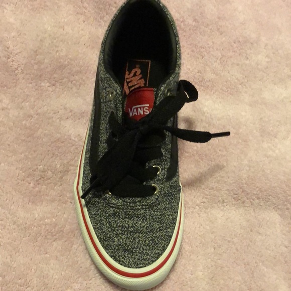 Kids NEW Vans shoes - Picture 3 of 3